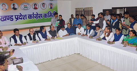 Jharkhand Congress In-Charge Ghulam Ahmed Ahmed Mir and other leaders during a meeting with the party's newly-elected MLAs after the Jharkhand Assembly elections, in Ranchi.
