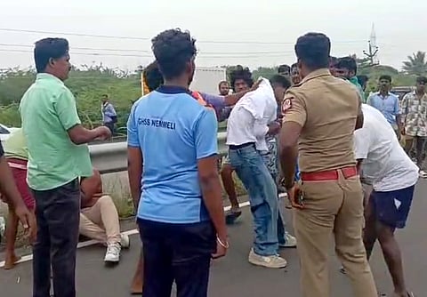 Soon after the accident, the villagers nearby caught hold of the two youths and thrashed them before police reached the spot