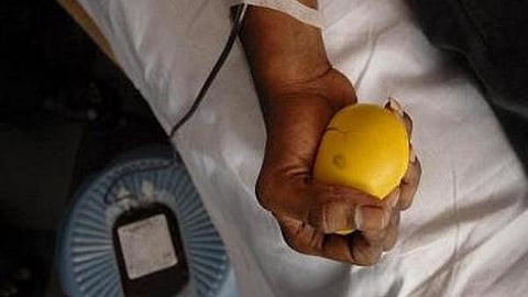 The project is designed to encourage blood donation among young professionals and students who often cite time constraints as a reason for not donating