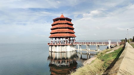 A view of Chembarambakkam Lake