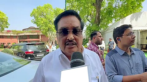 Union Minister and Gujarat BJP president CR Patil plans to step down as state chief.