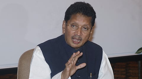 Shiv Sena leader Deepak Kesarkar addresses a press conference.