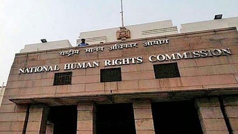 NHRC takes note of auto driver’s custodial death
