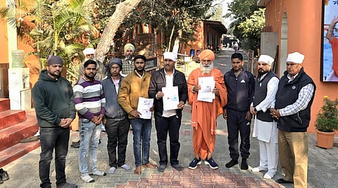 Rakesh Yadav with Rajya Sabha Sant Balbir Singh Seechewal 