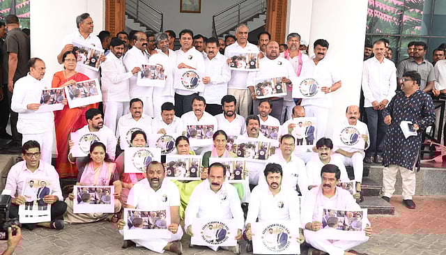 The BRS MLAs and MLCs later gathered at Telangana Bhavan and raised slogans against the government. 