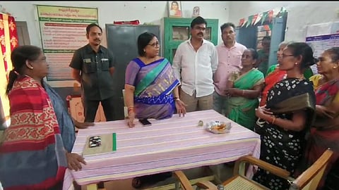 Srungavarapukota MLA Kolla Lalitha Kumari visited the BC Welfare Hostel in Kothavalasa and enquired the students about prevailing conditions.