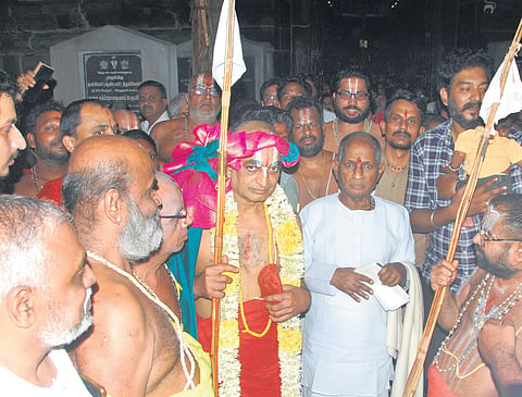 As per customary practice of Srivilliputhur Aandal temple, no one other than priests will be allowed inside Artha Mandapam and sanctum sanctorum 
