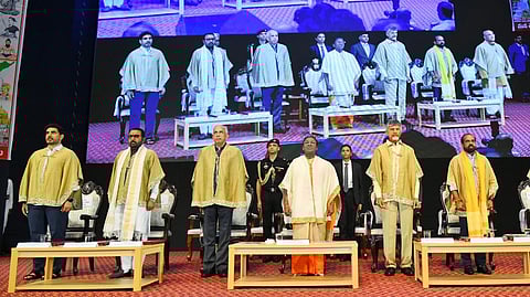 President of India Droupadi Murmu, Governor S Abdul Nazeer and CM N Chandrababu Naidu during AIIMS convocation.