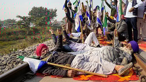 Farmers begin three-hour rail roko protest in Punjab as 'Dilli Chalo' attempts crushed