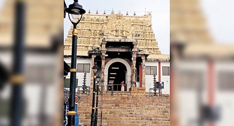 Currently, the guard of honour is performed at about 20 temples in the Tranvancore-Cochin region.