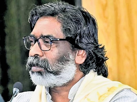 55L women await financial aid under Soren’s ‘Maiyan SammanYojana’