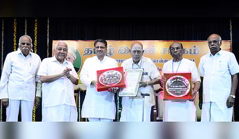 The Isai Perarignar award was bestowed upon Vedaranyam VG Balasubramaniam, S Naganatha Desikar was honoured with the Pan Isai Perarignar title 