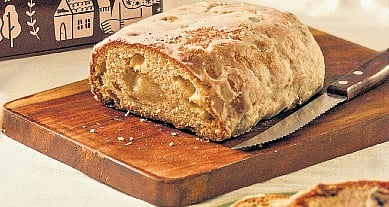 ‘Sleigh’ it with a merry feast! 