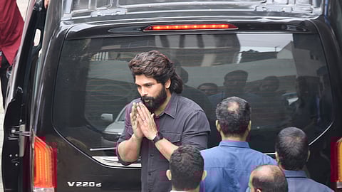 Actor Allu Arjun at Chikkadpally police station on Sandhya Theatre Stamped Case.