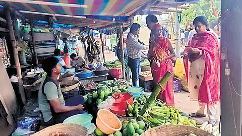 A vegetable market in Kendrapara 