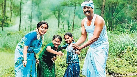 A still from the movie Thiru.Manickam