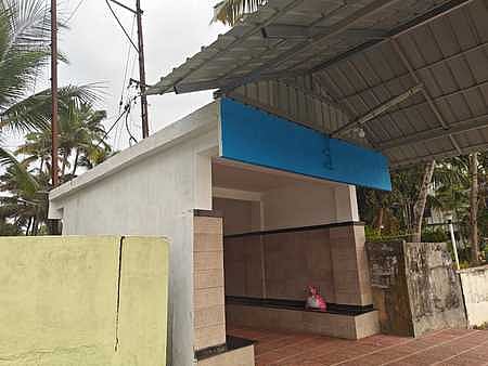 The newly builting waiting area for ferry passengers at Vaduthala.