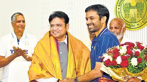 Badminton national chief coach Pullela Gopichand and  IT and Industries Minister Sridhar Babu during a press meet at the secretariat in Hyderabad on Friday.
