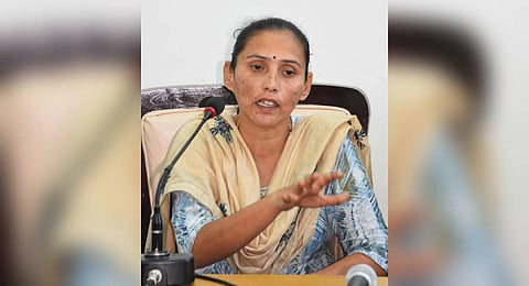 Deceased contractor Sachin Panchal's sister Surekha at a press conference in Bidar on Thursday