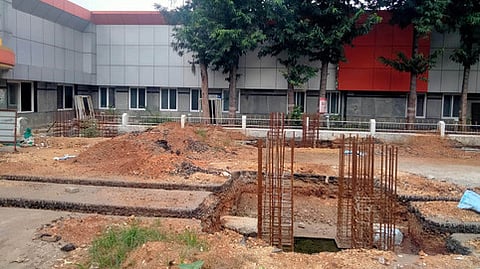  Dharmapuri: Residents and outfits urged the SW railways to hasten construction at the Dharmapuri railway junction. 