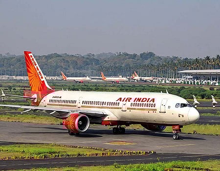 Consumer panel orders Air India to compensate medicos for flight delay