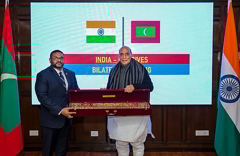 Defence Minister Rajnath Singh meets Maldives Defence Minister Mohamed Ghassan Maumoon ahead of their bilateral meeting in New Delhi (Photo | PIB)