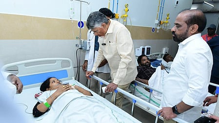 CM Nara Chandrababu Naidu meets the injured in Tirupati stampede