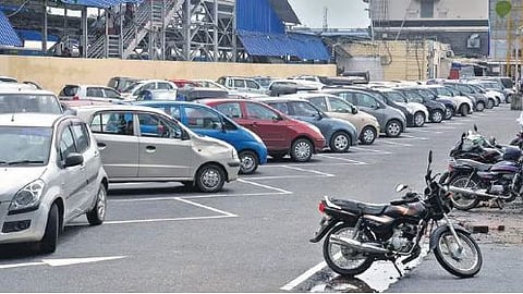 Corporation council to take steps to address parking woes in Thiruvananthapuram