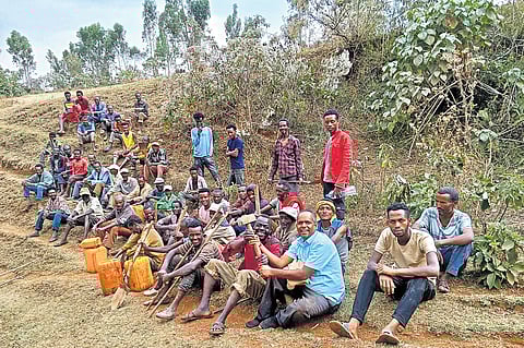 Villagers also helped Kannan Ambalam by contributing wood, sand, stones, and man-hours 