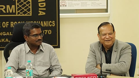 Dr Rajendra Kumar addressing the seminar with NIRM Scientists and Officials.