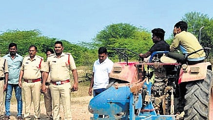 Palnadu cops intensify crackdown on rooster fights