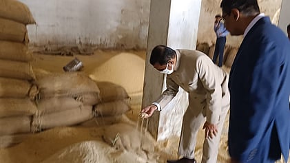 Karnataka Upa Lokayukta finds irregularities at APMC, RPC, KSWC godowns