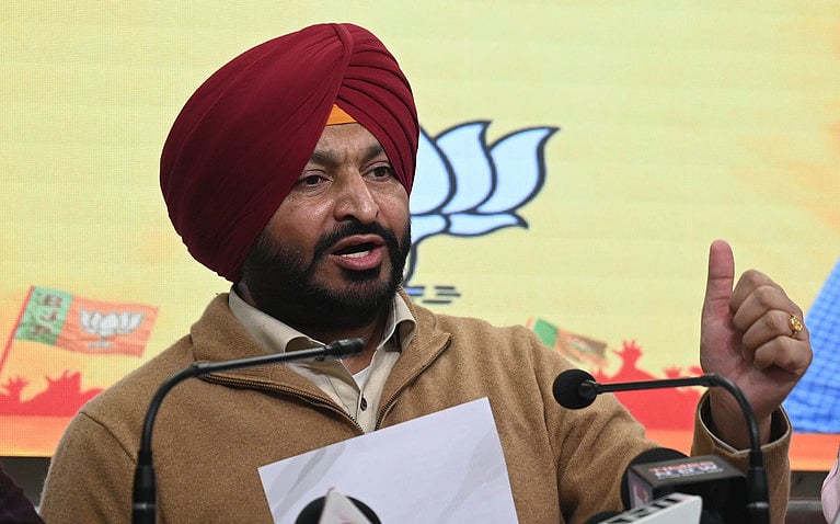 BJP to contest Punjab assembly polls alone, no alliance with Akali Dal: Union minister Bittu