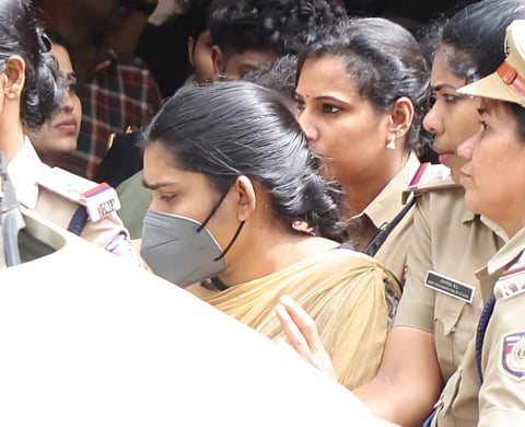 On the way to the hospital, Ansil reportedly told his relatives that he had been poisoned by the woman