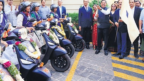 Metro rail signs MoU with EVZIP for last-mile connectivity in Hyderabad