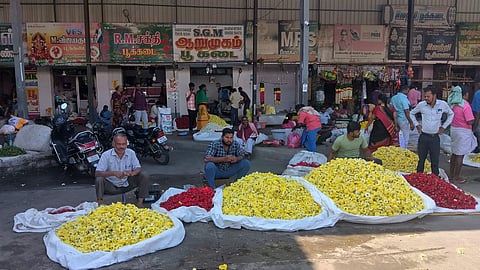 Pictures of the flower market operating in the Dharmapuri town bus stand