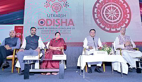 CM Mohan Charan Majhi briefs the media. Dy CMs KV Singh Deo and Pravati Parida, Industry minister Sampad Swain and chief secretary Manoj Ahuja are present