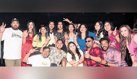 Delving into the Insta society