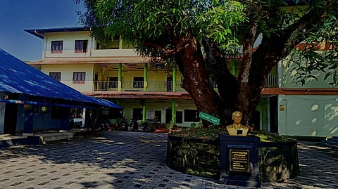 Vyloppilli’s most famous poem and its link to a Mulanthuruthy school