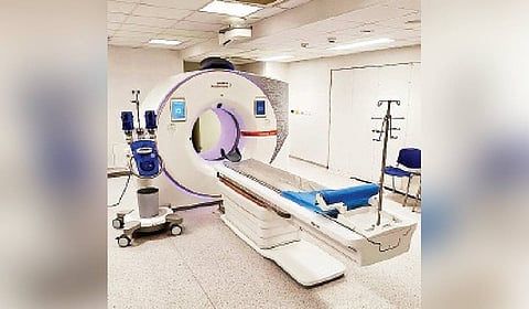 Early diagnosis saves Bengaluru man's life with lung cancer through advanced procedures