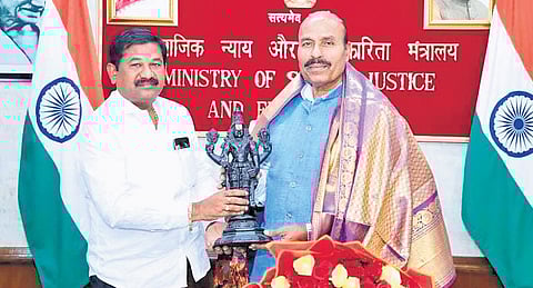Social Welfare Minister Dola Sree Bala Veeranjaneya Swamy met Union Minister for Social Justice and Empowerment Virendra Kumar Khatik in New Delhi 