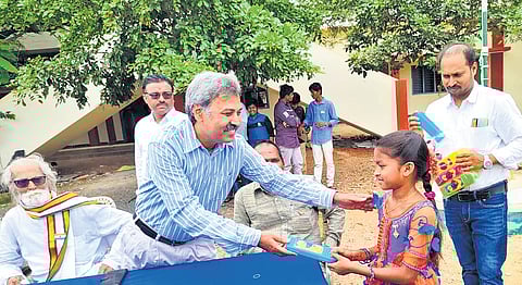 Doctor pedals to bring environmental change