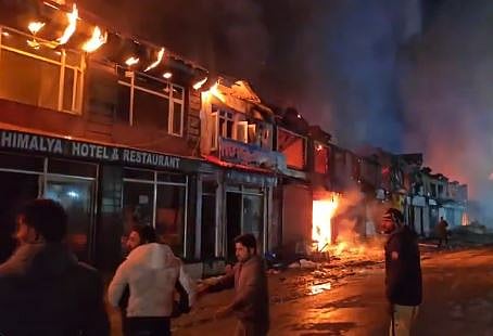 Massive fire broke out in the market of the famous resort town of Sonmarg in Ganderbal district of Jammu and Kashmir. 