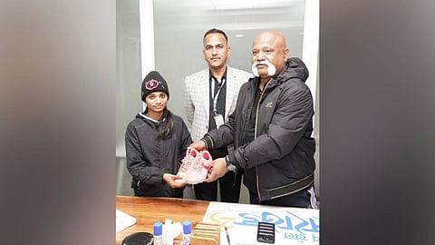 Amit Sinha, the Special Secretary of Sports for Uttarakhand personally invited Sonia to his office and presented her with a new pair of shoes.
