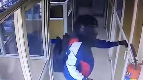 The suspect was wearing a helmet, a mask and gloves on both hands, making it difficult for police to identify the person.