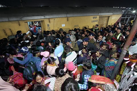 New Delhi stampede: Rail Bhavan gets into huddle 