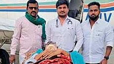 Farmer leader Kuruburu Shanthakumar brought to Bengaluru in an air ambulance