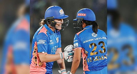 Nat Sciver-Brunt (L) remained unbeaten on 80, dominating alongside Harmanpreet (42)