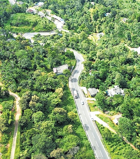 Kodenchery-Kakkadampoyil Hill Highway