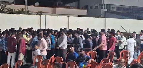 The crowd at the event grew so large that organisers had to lock the gates to maintain order.